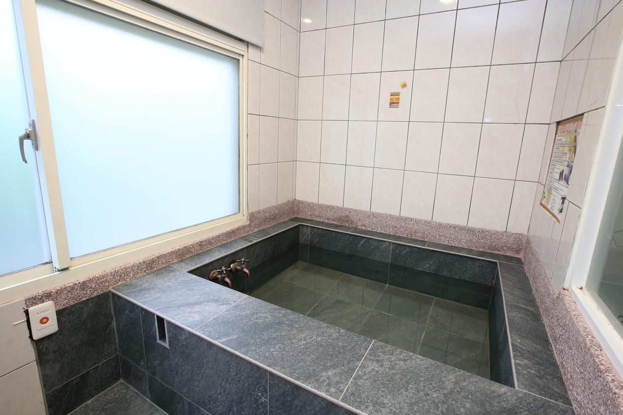 Cyuan Tang Hot Spring Hotel Tiêu Khê Ngoại thất bức ảnh