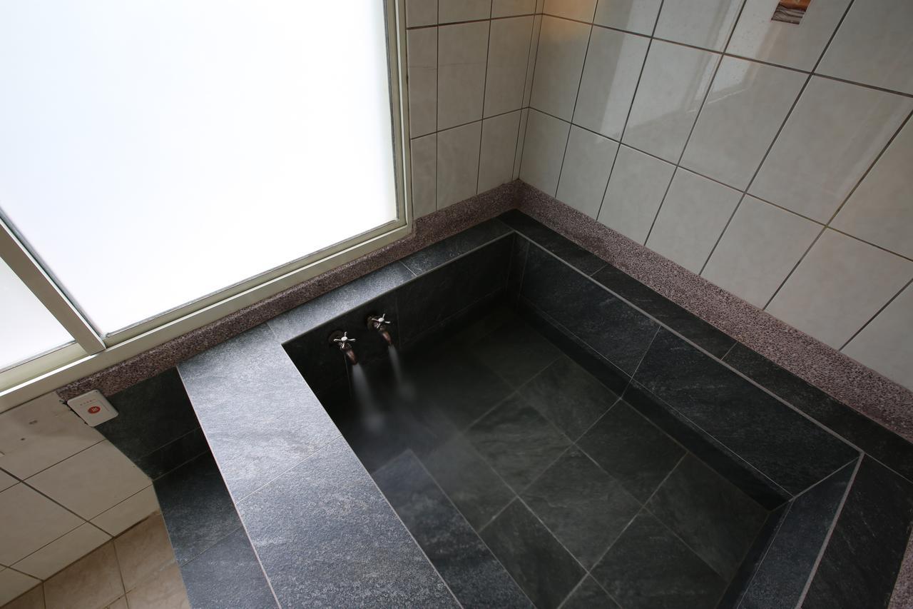 Cyuan Tang Hot Spring Hotel Tiêu Khê Ngoại thất bức ảnh
